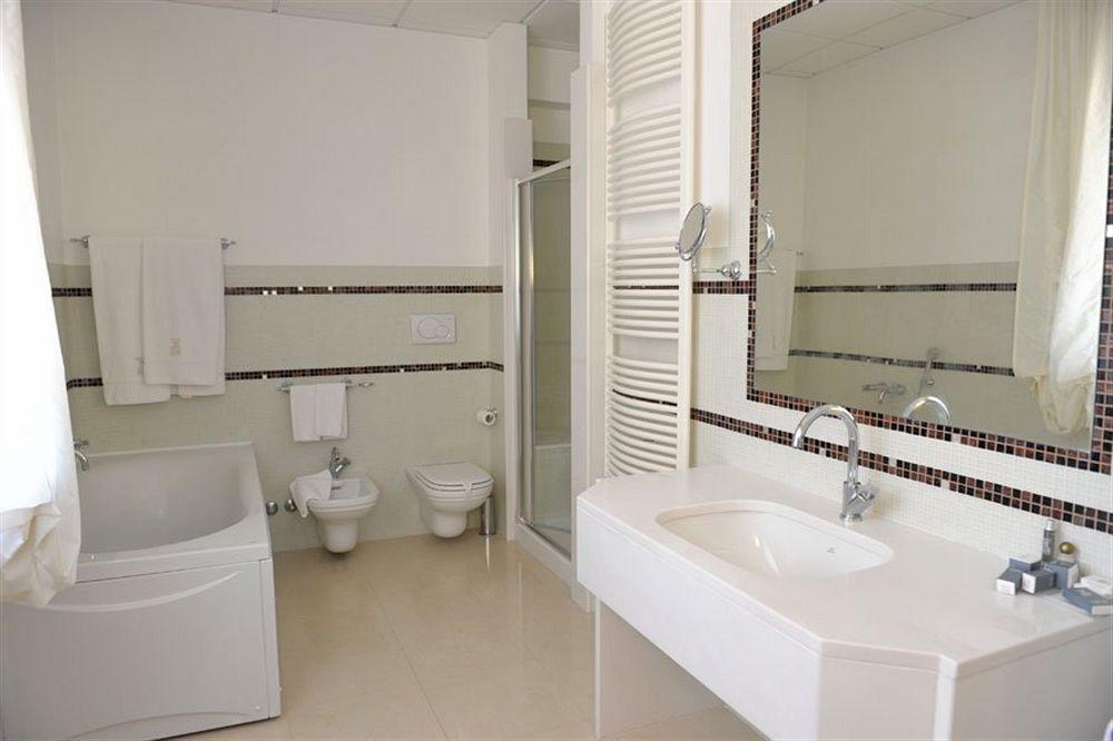 Hotel Svevo โจเยีย เดล คอลเล ภายนอก รูปภาพ